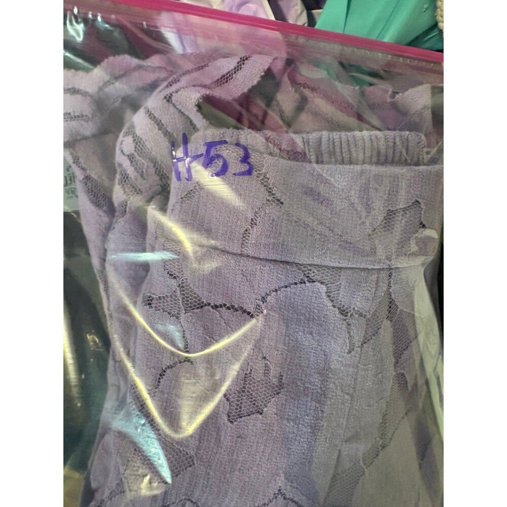 Torrid size 0 lilac purple lace shorts - Picture 5 of 5